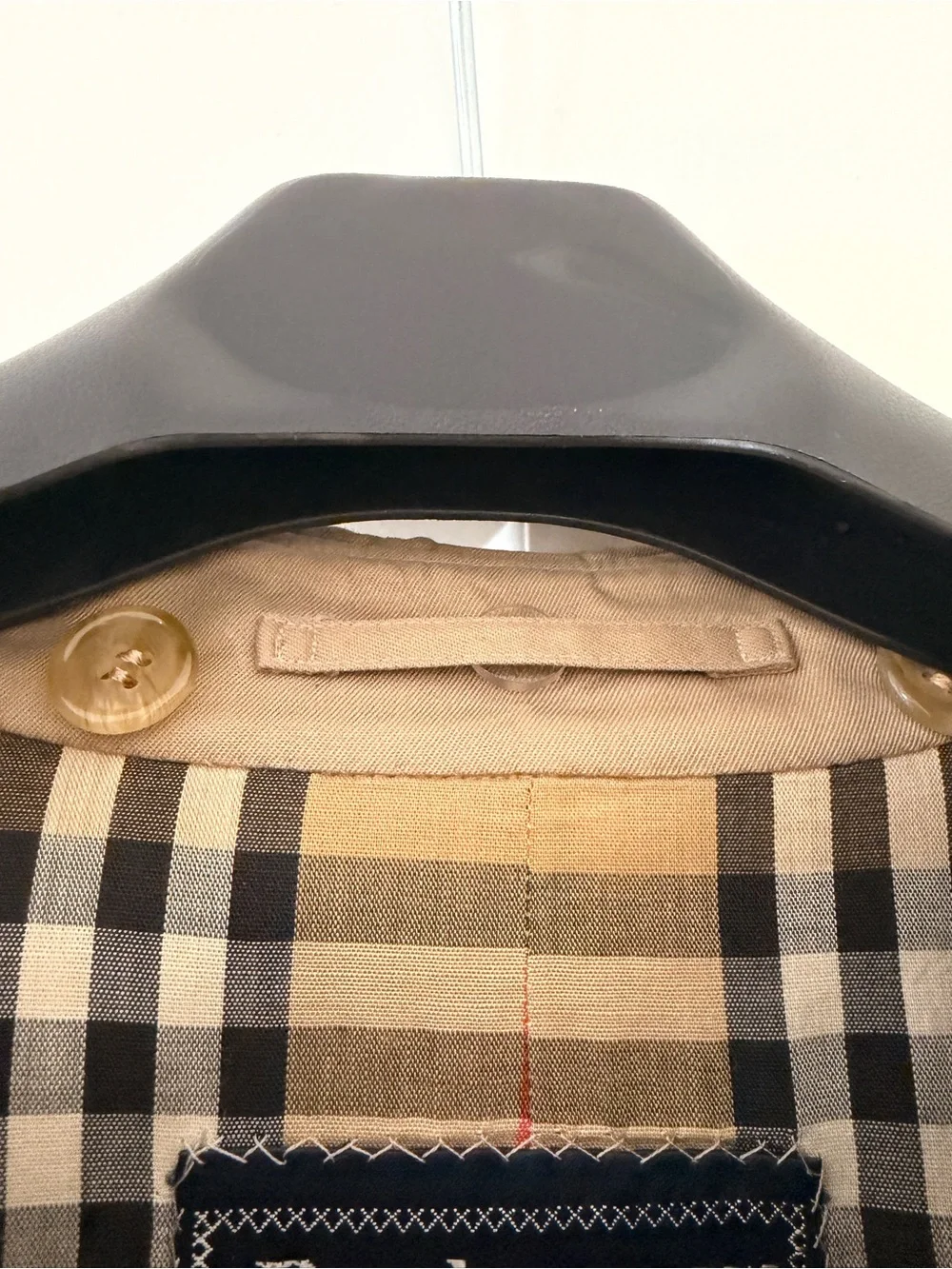 Classic Burberry’s Trench Coat with warmer and collar - Picture 7 of 13